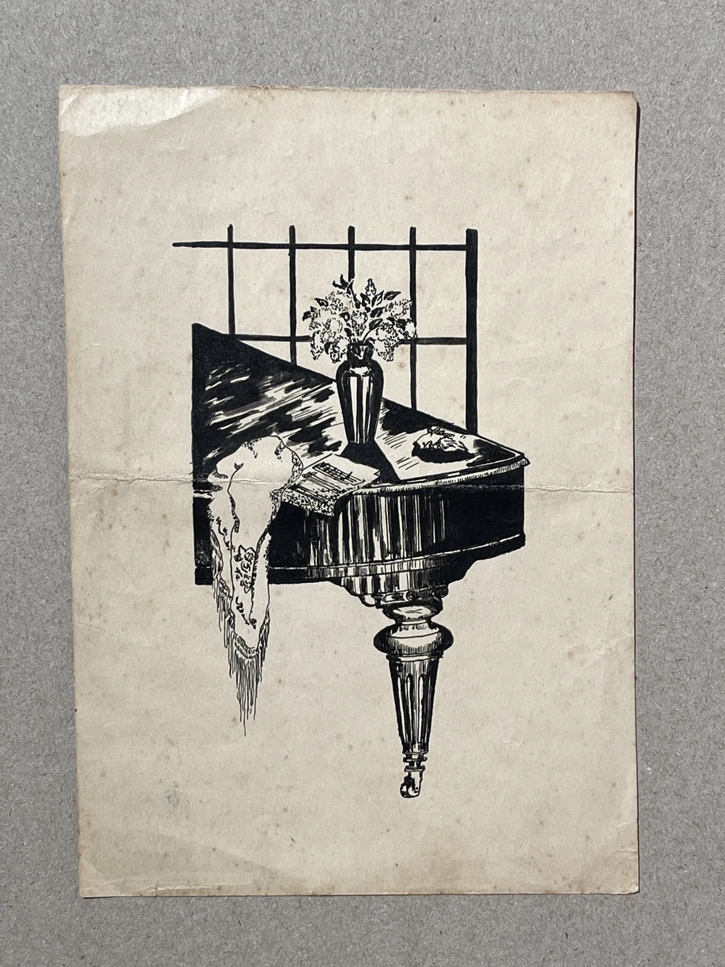 «Ваза на рояле», Н.Х., художник, купить картину, купить, работы, аукцион, графика, галерея ОПХ, Bidspirit, бидспирит, магазин