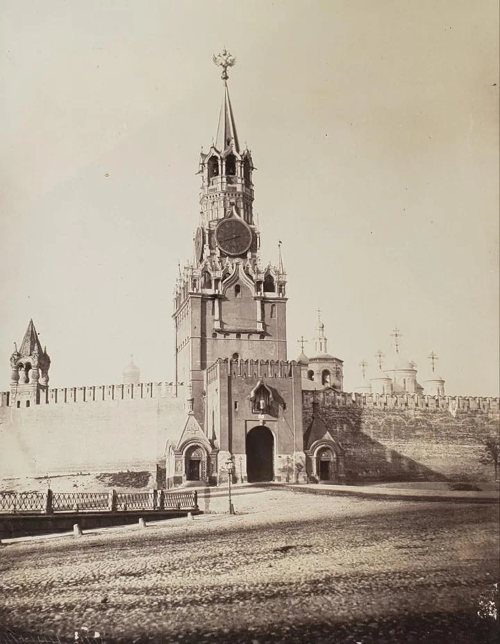 «Спасская башня»