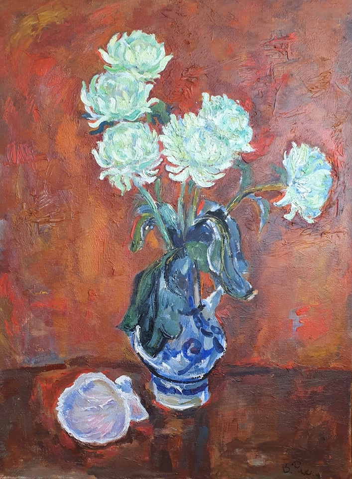 lot 97. Хризантемы на красном поле